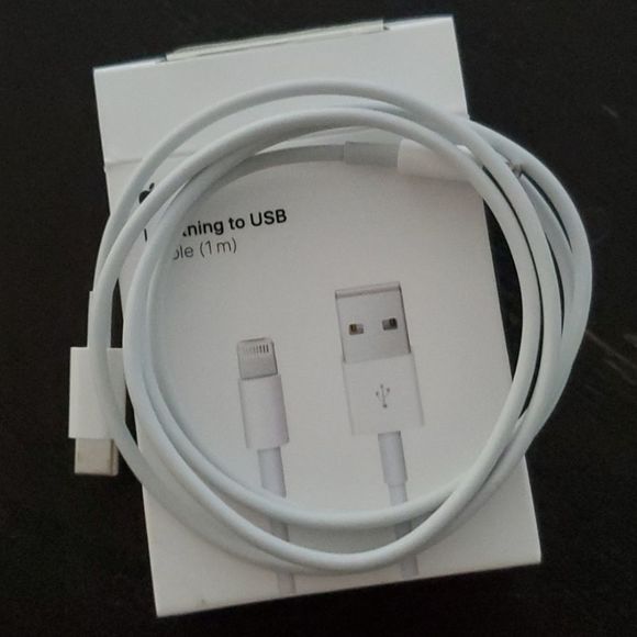 Other - Lightning to Usb cable (1m)